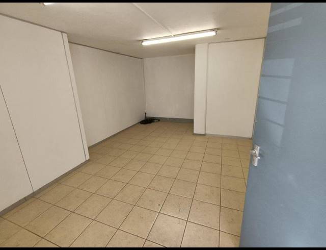 INDUSTRIAL PROPERTY TO RENT IN KYA SANDS